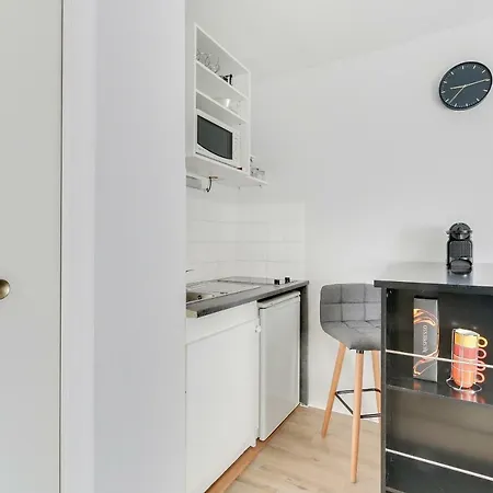 Logement Avec Parking#tours Les Halles Tours