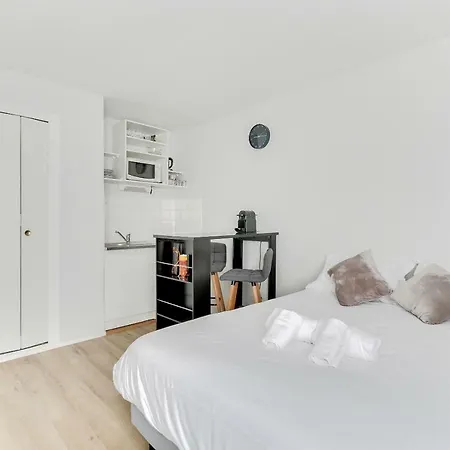 Logement Avec Parking#tours Les Halles 图尔